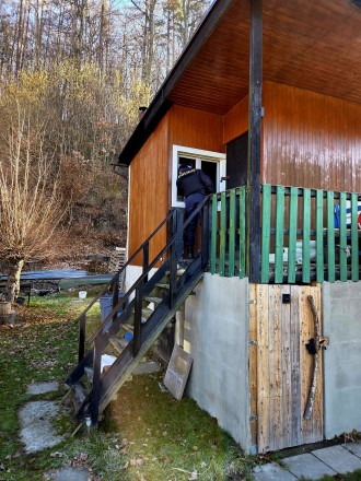 PČR kontrola chat Hlučínsko.jpg